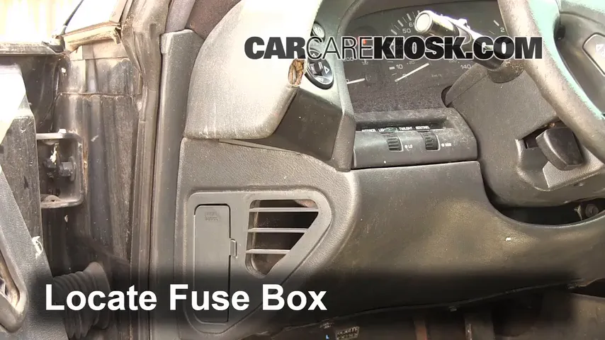 1997 Oldsmobile Aurora 4.0L V8 Fuse (Interior)